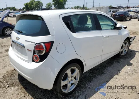 2015 Chevrolet Sonic Ltz из США, поврежденный, VIN 1G1JE6SB5F4109670